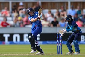 England Women v Sri Lanka Women - 1st Metro Bank ODI