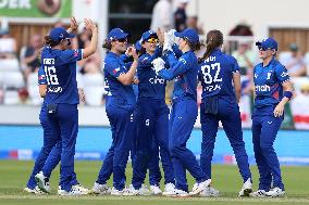 England Women v Sri Lanka Women - 1st Metro Bank ODI