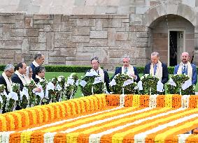 INDIA-NEW DELHI-CHINA-LI QIANG-G20 SUMMIT-MEMORIAL OF MAHATMA GANDHI-FLORAL TRIBUTE