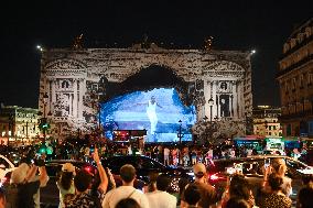 JR et l opera de Paris.