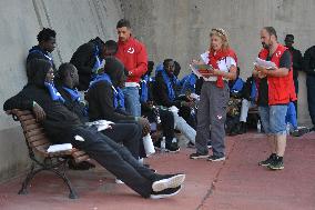 More Than 400 Immigrants Arrive Illegally To El Hierro Island - Spain