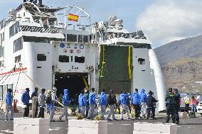 More Than 400 Immigrants Arrive Illegally To El Hierro Island - Spain