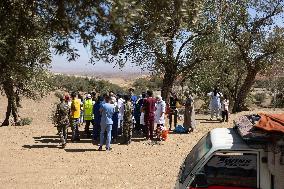 Organisation in the mountain village after the earthquake - Tafeghaghte