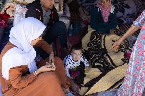 Organisation in the mountain village after the earthquake - Tafeghaghte