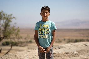Organisation in the mountain village after the earthquake - Tafeghaghte