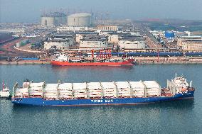 Liquefied Natural Gas Imports in Yantai Port
