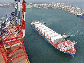 Liquefied Natural Gas Imports in Yantai Port