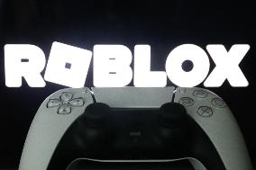 PlayStation, Roblox And Steam Photo Illustrations