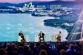 RUSSIA-VLADIVOSTOK-PUTIN-8TH EASTERN ECONOMIC FORUM-PLENARY SESSION