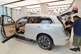 Huawei AITO M7 New Energy Vehicle