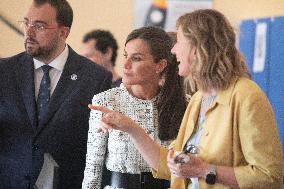 Queen Letizia Attends A School Opening - Madrid