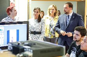 Queen Letizia Attends A School Opening - Madrid