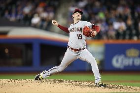 Arizona Diamondbacks v New York Mets