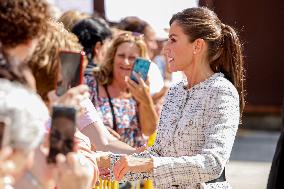 Queen Letizia Attends A School Opening - Madrid