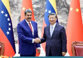 CHINA-BEIJING-XI JINPING-VENEZUELAN PRESIDENT-TALKS (CN)