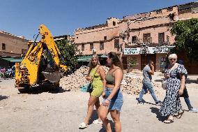 Tourism In The City Center After The Earthquake - Marrakesh