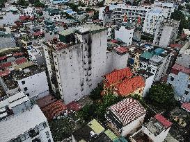 (SPOT NEWS)VIETNAM-HANOI-APARTMENT BLOCK-FIRE-RESCUE