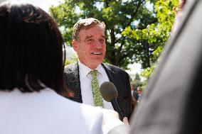 Senator Warner At AI Meetings On Capitol Hill