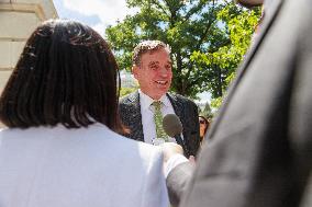 Senator Warner At AI Meetings On Capitol Hill