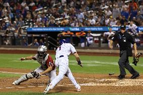 Arizona Diamondbacks v New York Mets