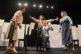 Dress rehearsal of Peoples Malakhii play at Vinnytsia Music and Drama Theater