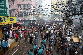 Hundreds Of Shops Gutted In Market Fire - Bangladesh