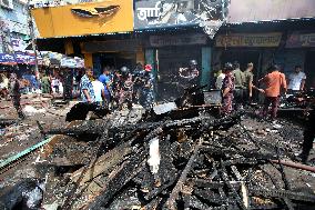 Hundreds Of Shops Gutted In Market Fire - Bangladesh