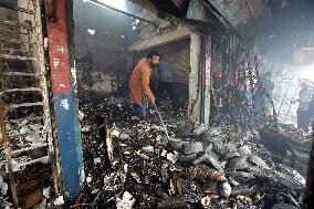 Hundreds Of Shops Gutted In Market Fire - Bangladesh