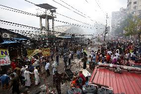 Hundreds Of Shops Gutted In Market Fire - Bangladesh