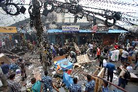 Hundreds Of Shops Gutted In Market Fire - Bangladesh