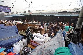 Hundreds Of Shops Gutted In Market Fire - Bangladesh