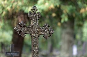 Raadi Cemetery