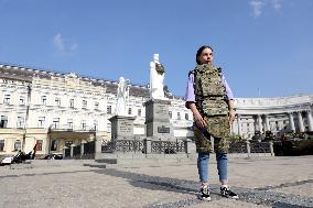 Bulletproof suit for Ukrainian servicewomen presented in Kyiv