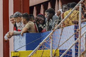 184 Migrants Arrive In The Port Of Salerno - Italy