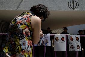 Iranian Community In Mexico, Protest At The Embassy Of The Islamic Republic Of Iran In Mexico City One Year After The Death Of M