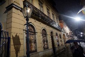 Historic Lamps In Páteo Do Colégio