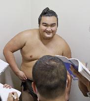 Hanshin Tigers' namesake sumo wrestler