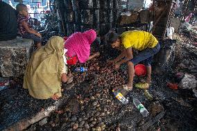 Mohammadpur Krishi Market Fire In Dhaka