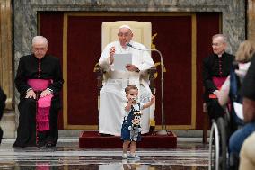 Pope Francis In Private Audiences - Vatican