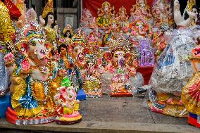 Preparation For Ganesh Chaturthi Festival In Kolkata.