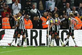 Newcastle United v Brentford FC - Premier League