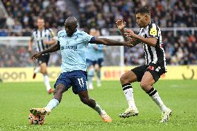 Newcastle United v Brentford FC - Premier League