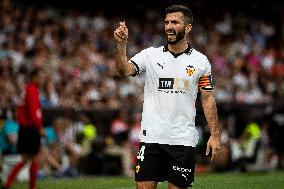 Valencia CF v Atletico Madrid - LaLiga EA Sports