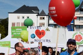 Pro Life Demo And Counter Demo In Cologne