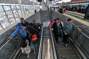 President Of Mexico Lopez Obrador Inaugurates Stage 1 Of The Mexico-Toluca Interurban Train