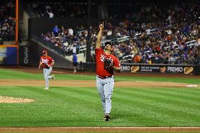 Cincinnati Reds v New York Mets