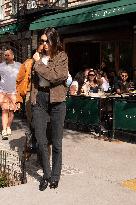 Kendall Jenner Flashes Her Taut Tummy - NYC