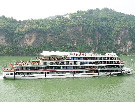 Yangtze River Three Gorges Tour