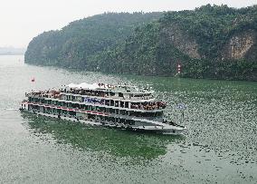 Yangtze River Three Gorges Tour