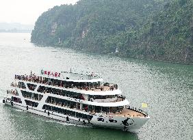 Yangtze River Three Gorges Tour